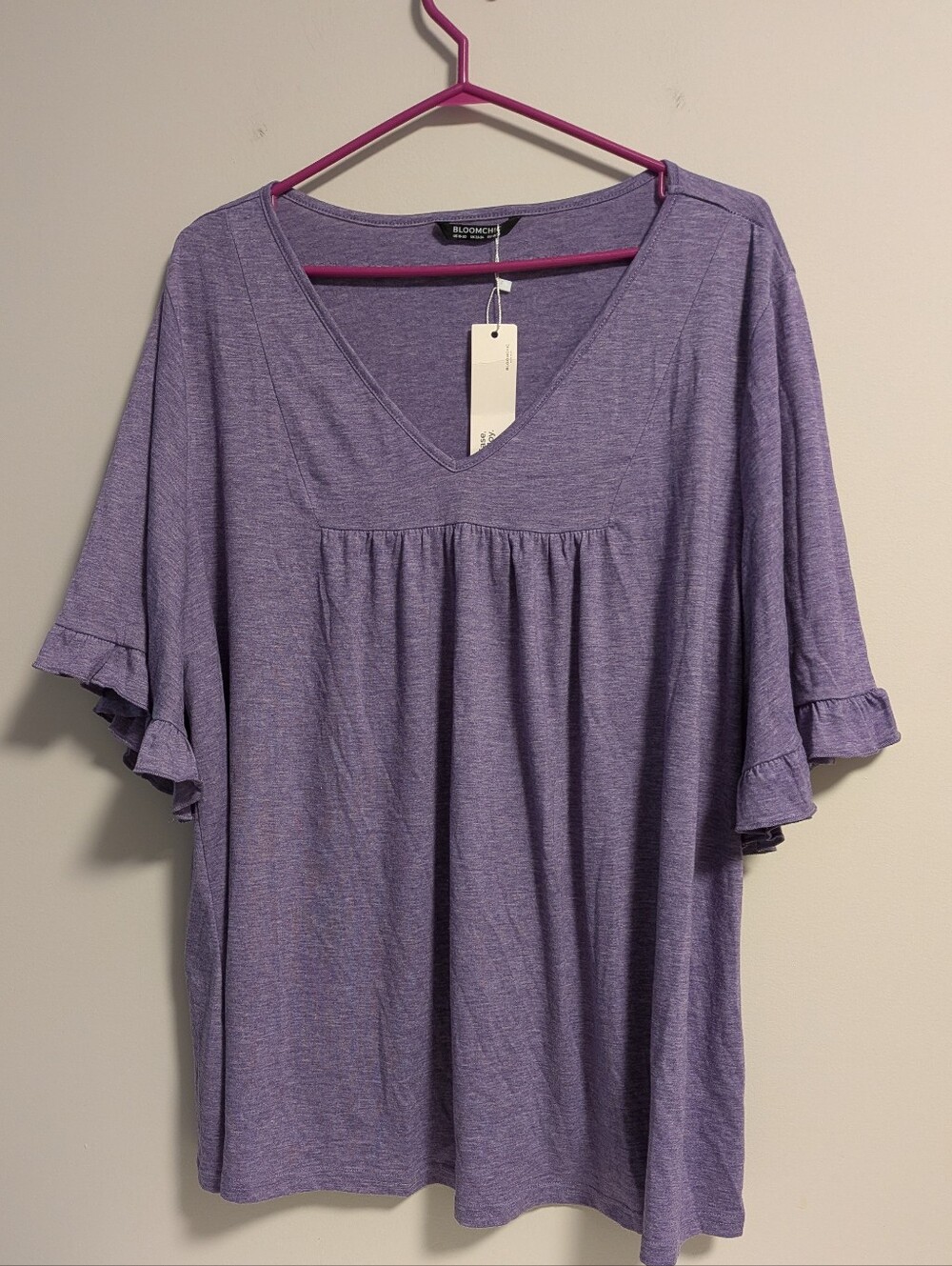 BloomChic Plus Size 18-20.Solid Gathered Ruffle Trim Flounce Sleeve T-shirt.